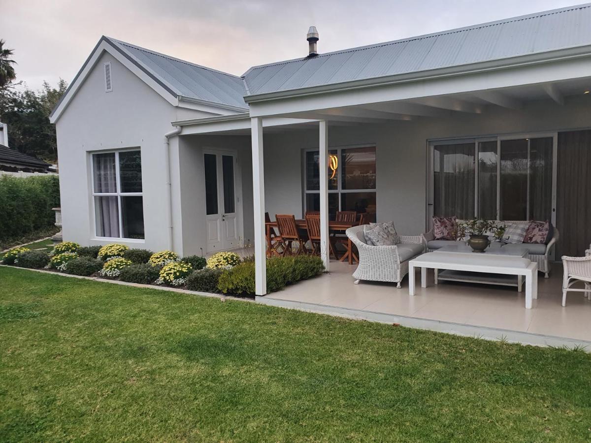 Margie'S Place Swellendam Esterno foto
